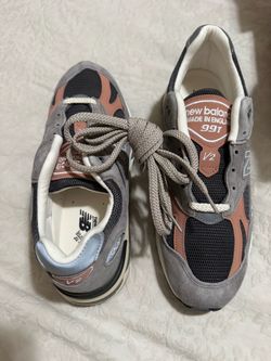 New Balance 991 V2 Made in England Sneakers