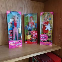 COKE Barbies! NIB!! 