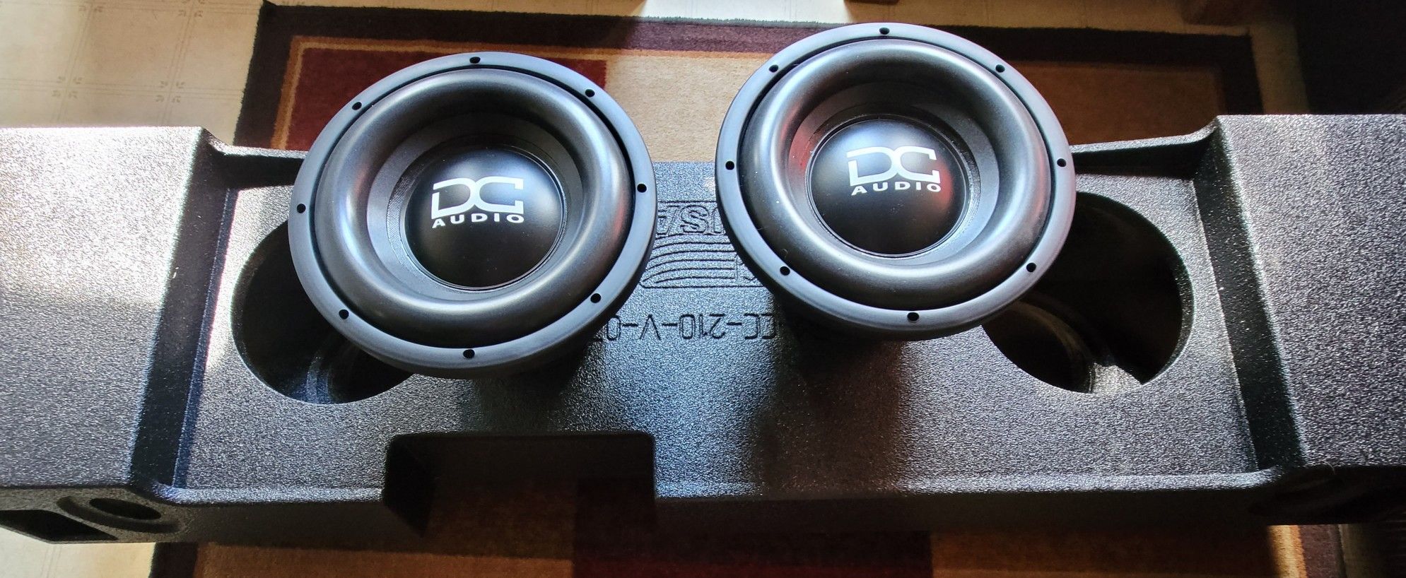 2 10" DC Audio Sub In Armor Coated Fox Box