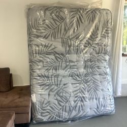 Queen sizemattress available