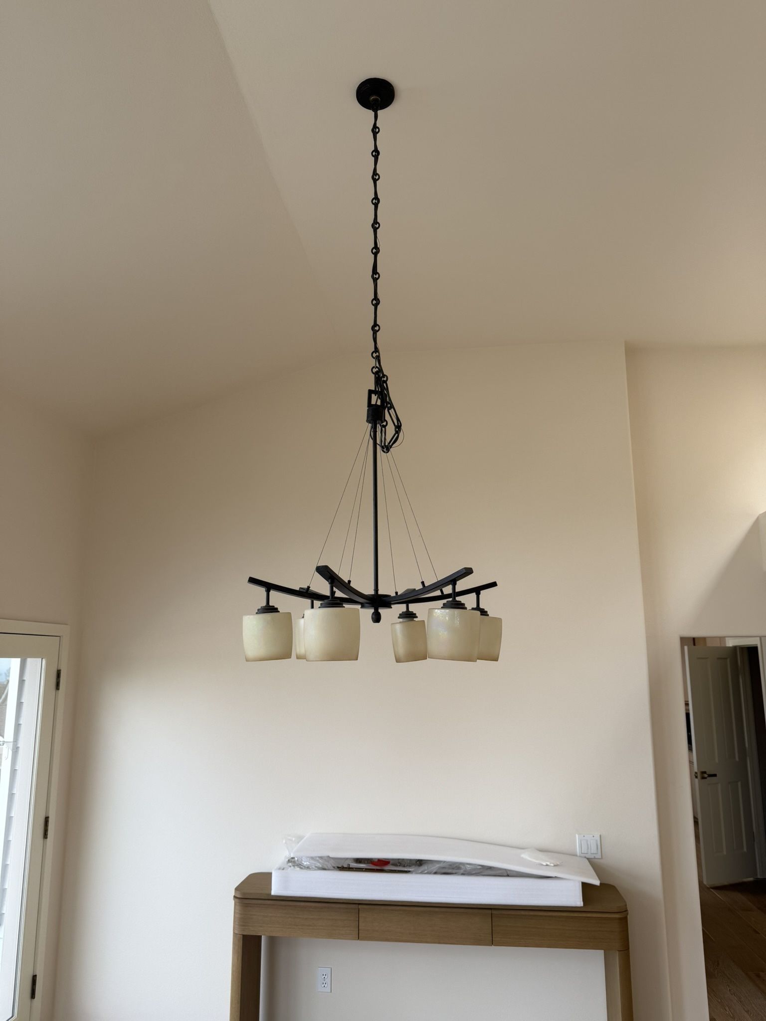 Chandelier 