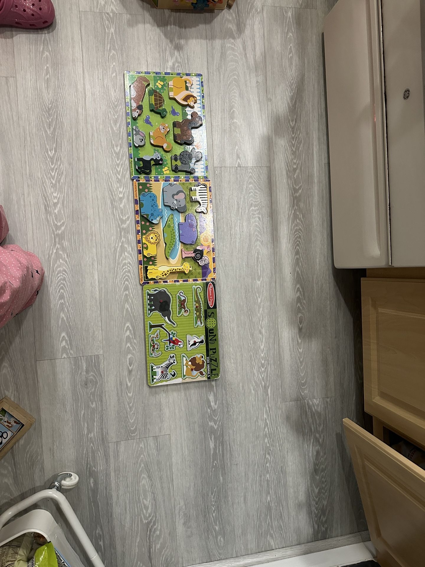 Melissa And Doug Wooden Puzzle Set