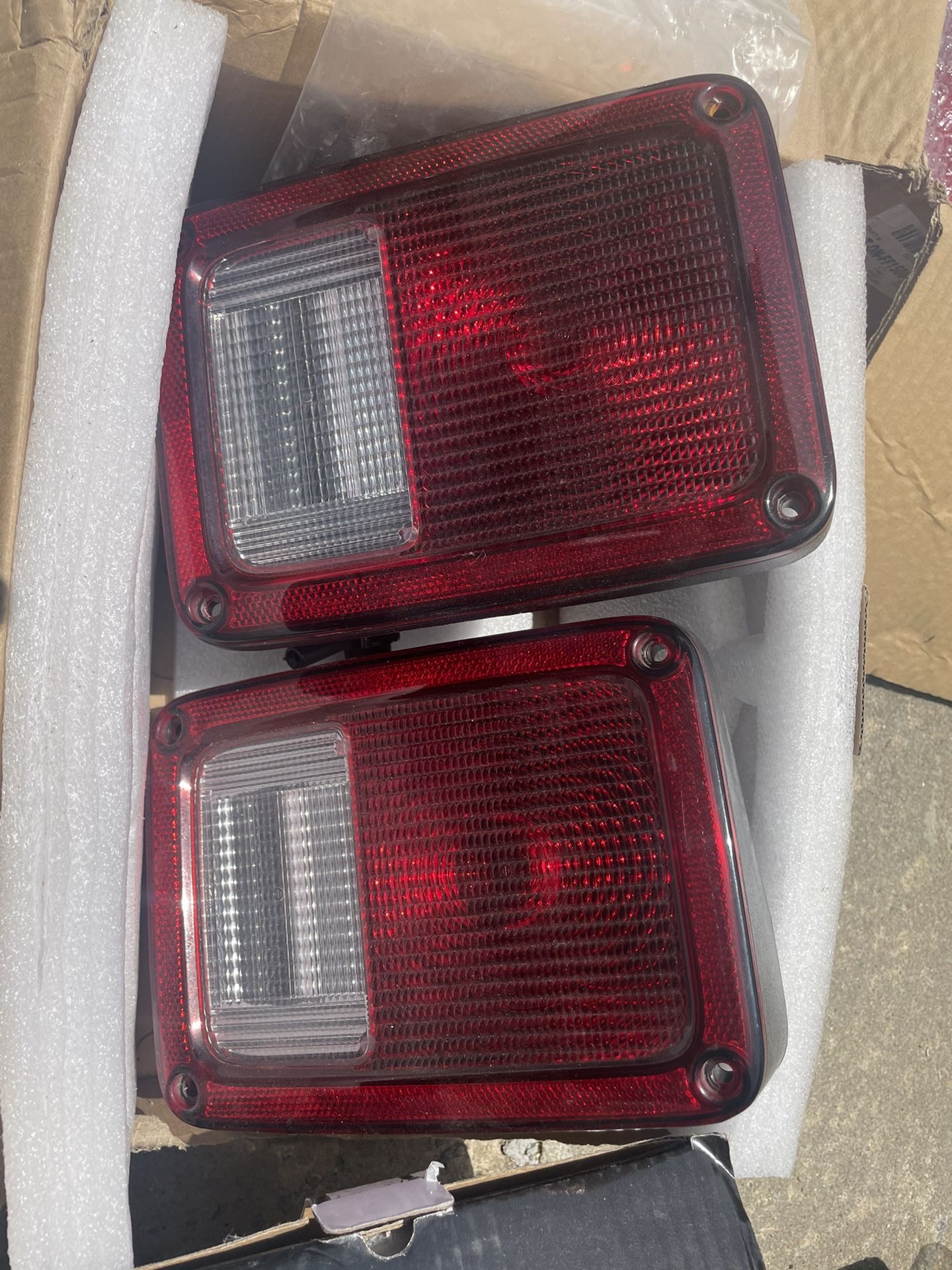 2008 to 2016 jeep wrangler tail lights original