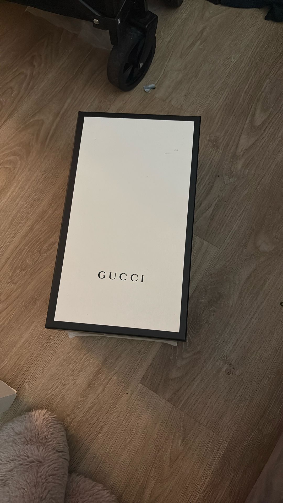 Gucci Slides SIZE 8 Men