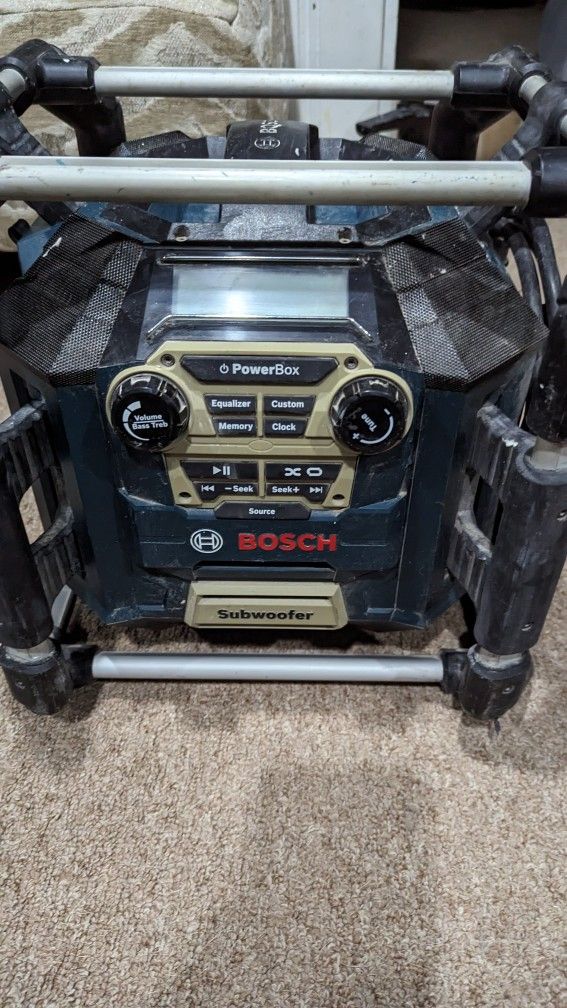 Bosch Power Box Work Radio/Battery Charger/Multiple Outlets