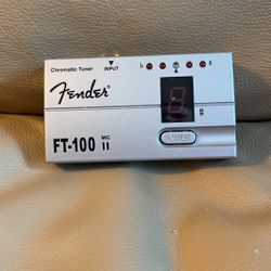 FENDER FT-100 Guitar Chromatic Tuner