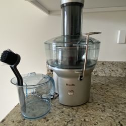 Breville BJE200XL Juice Fountain Compact Centrifugal Machine, 25 fl oz, Silver