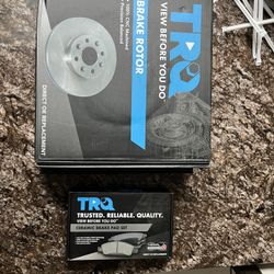 Ford Explorer Brake Pads & Rotors