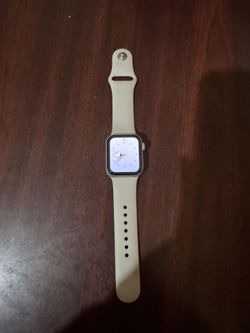 Apple watch se series 3 like new small face 40 mm $ 70