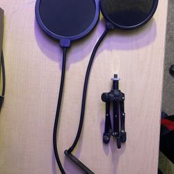 (2) Pop filters & Desktop Mic Stand 