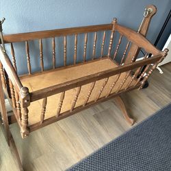 Wooden cradle