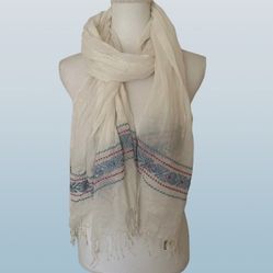 NWT Aeropostale Woman’s Solid White  Scarf, Embroidery & Fringe on both ends