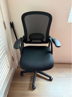 Brand new office chair