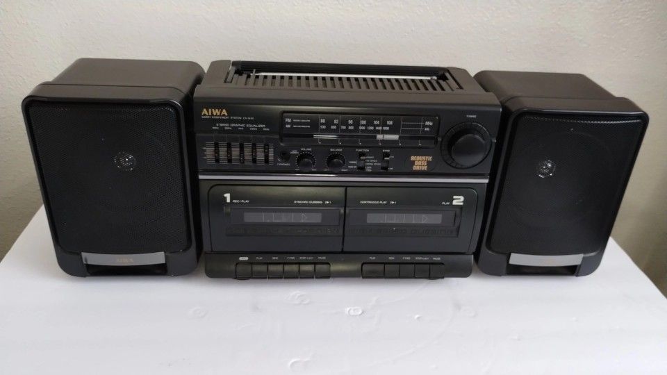 Vintage Aiwa Cassette Player Radio System Boom box 