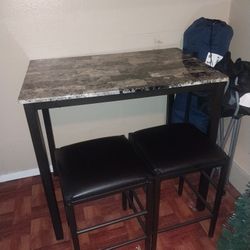 Small Kitchen Table 