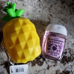 New Bath & Body Sanitizer Holder & Sanitizer 