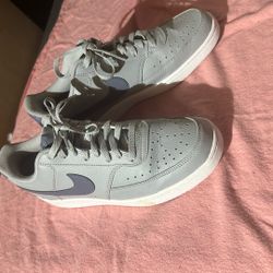 Nike Men Court Vision Lows Size 10 Men