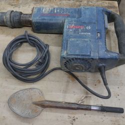 Bosch 11316EVS 1-9/16" Corded Variable Speed SDS-Max Demolition Hammer Pre-owned. with demolition hammer. 