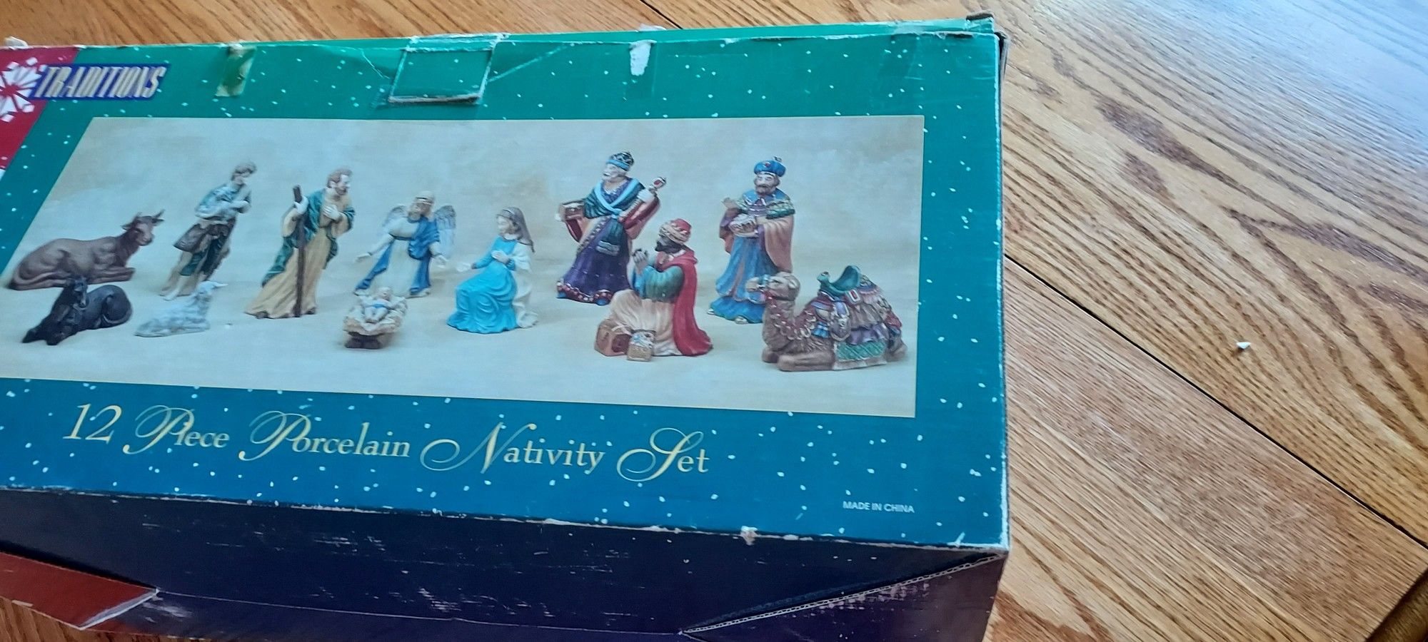 12 Piece Porcelain Nativity Set