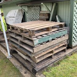 FREE Pallets- Great Condition - Qty. 6