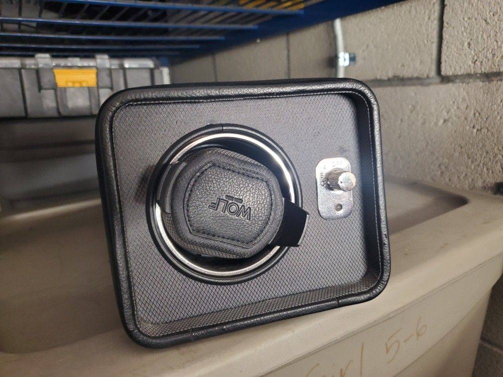 Wolf single watch winder