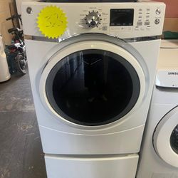 Like New GE Gas Dryer 