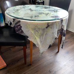 🍔 40” Wood Table with tempered glass Top