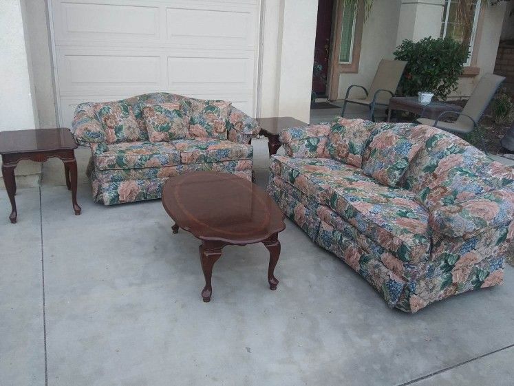 Vintage Living Room Set