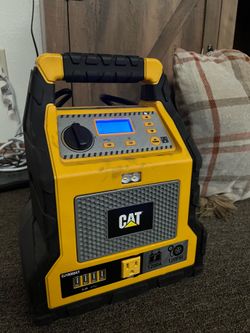 CAT POWERBANK