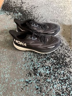 Hoka Clifton size 10
