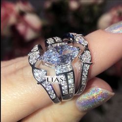 New 18k White Gold Wedding Set 