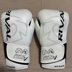 Rival RFX Guerrero Bag Gloves 10 Oz
