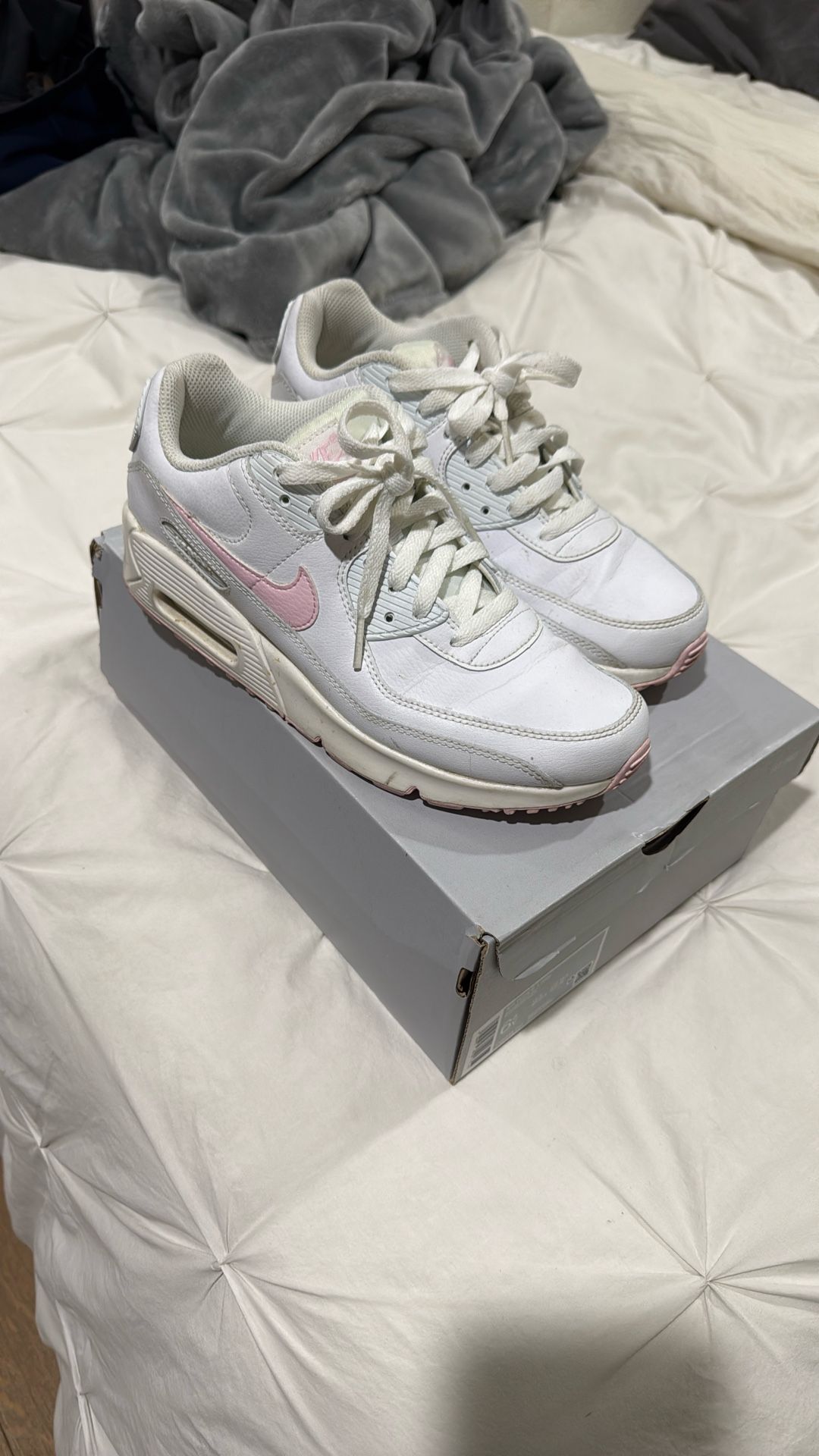 White And Pink Nike Air Max
