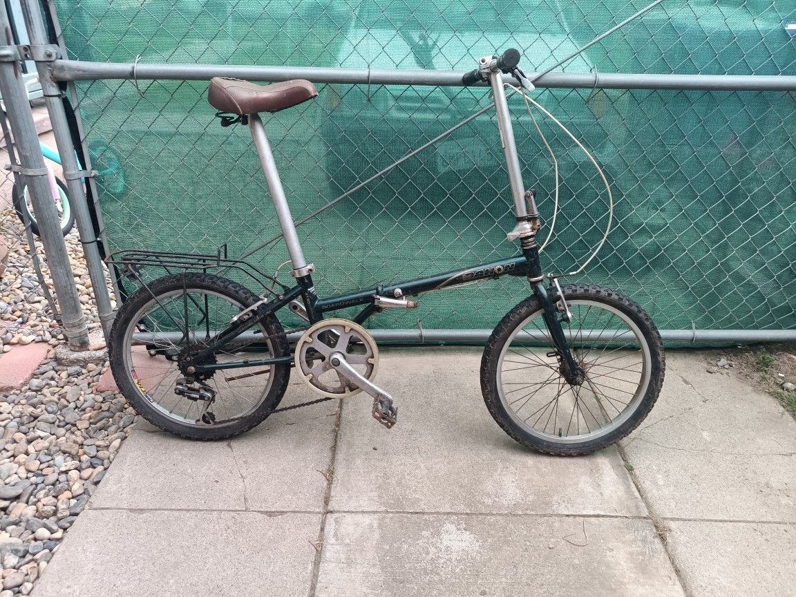 Dahon Boardwalk Folding Bike