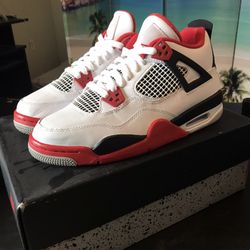 Jordan 4 Fire Red 6.5Y