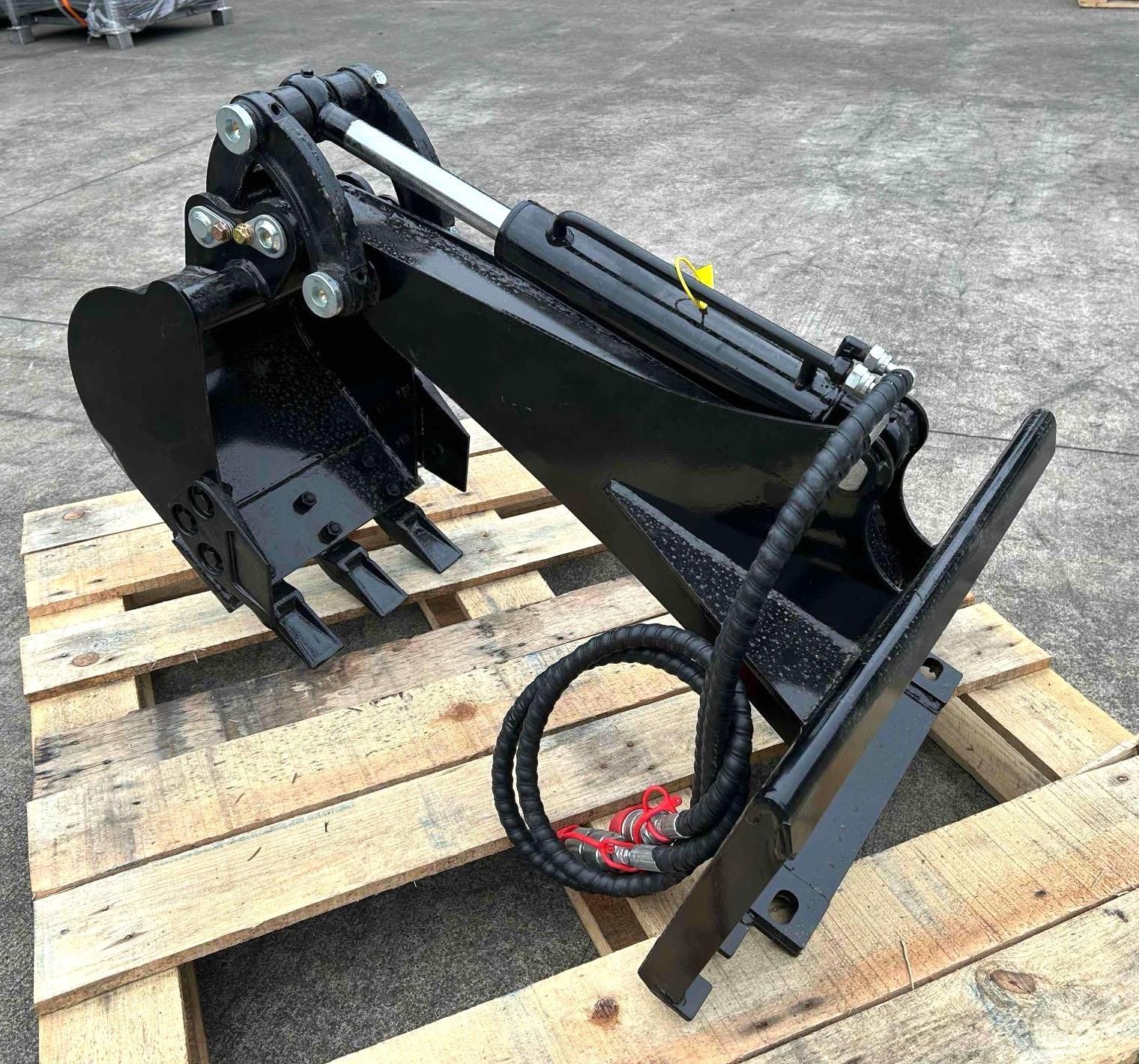 ABOSS Mini Skid Steer Hydraulic Digger Backhoe Attachment, 12" Bucket, Fits Mini Loaders, Unused