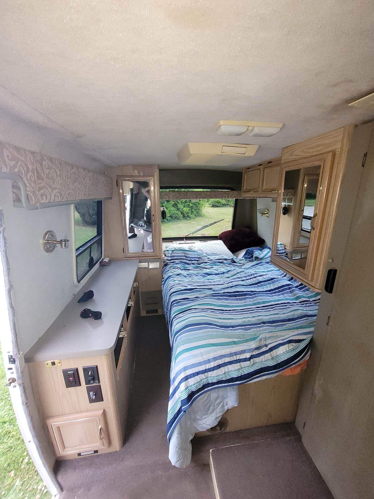 1996 Winnebago Rialta for Sale in Tumwater, WA OfferUp