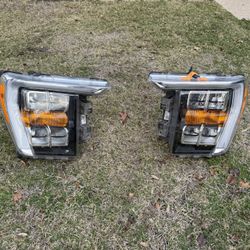 Ford F-150 2022 Headlights