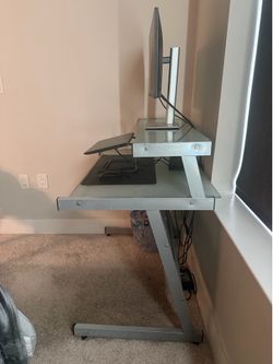 Desk for Sale (chair included)