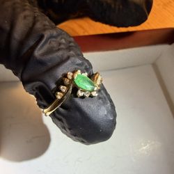 14k Gold Emerald Diamond Ring