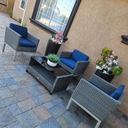 4pc Patio Set/3 Chairs And Coffee Table/Conversation Set/outdoor Furniture/Cash Only 