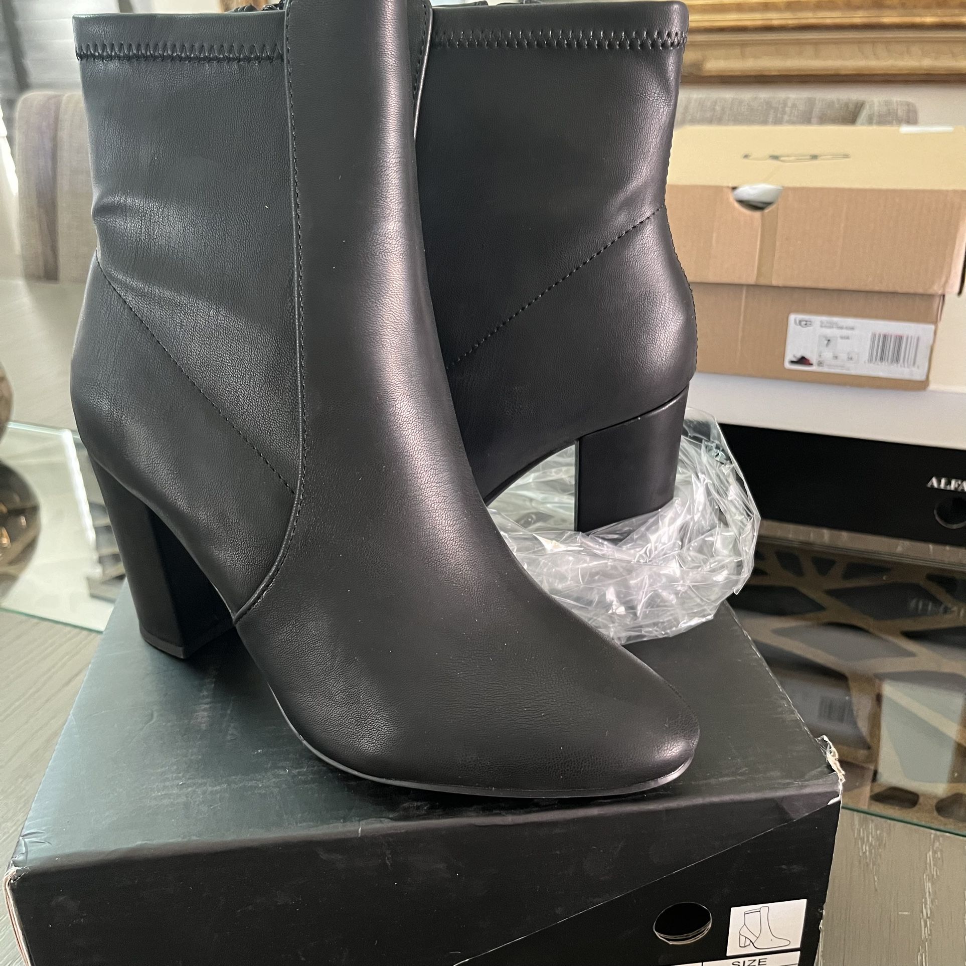 Boots $30