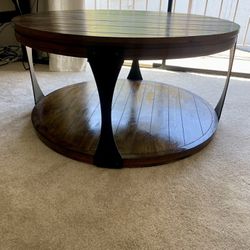 Rustic Round Coffee Table 
