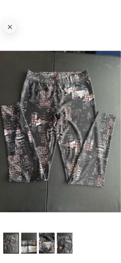 Athletic women’s Black Patterned Leggings - Brand Unknown