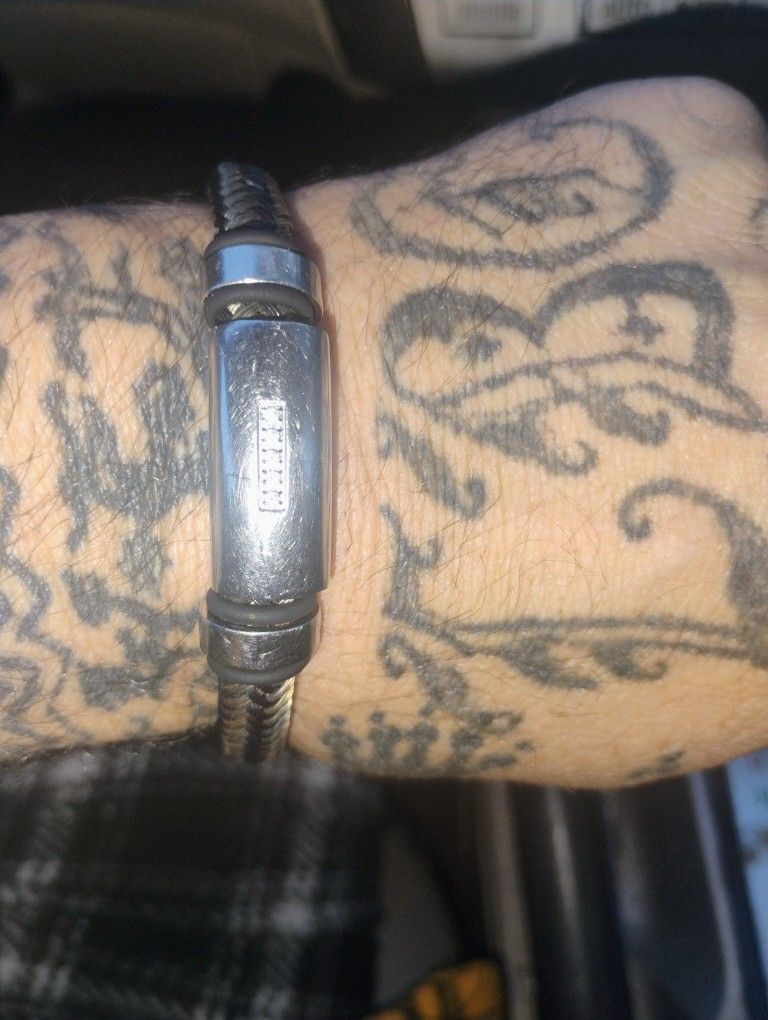Silver Cable Bracelet W/ Inser Diamonds
