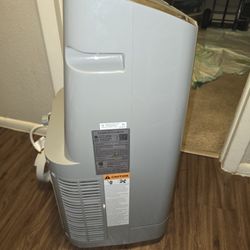 LG 10800 Btu Floor Ac 