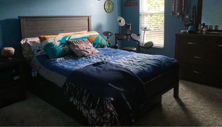 Bedroom Set