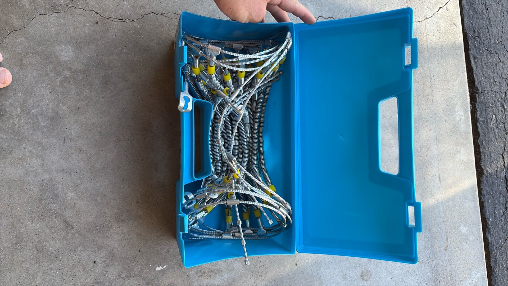 Snow Chains/Cables