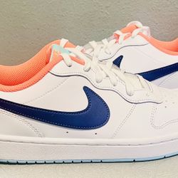 Nike Court Borough Low2   Size6.5Youth