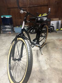 Classic Black Cruiser Bike